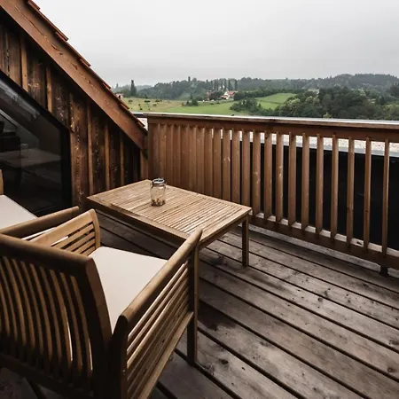 Weingut Koegl Bed & Breakfast