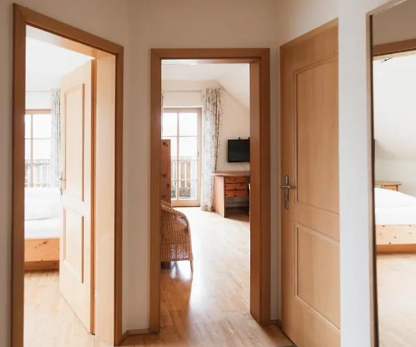 Weingut Koegl 住宿加早餐酒店 Ratsch an der Weinstraße